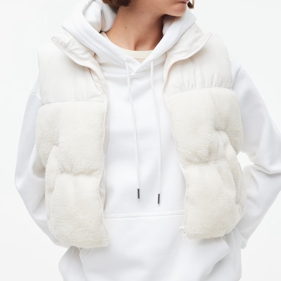 Puffer Vest - Picture 3 of 11